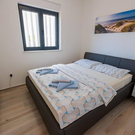 Three-Bedroom Premium Holiday Home Atmosfera With Private Pool&Sauna Vodice Dış mekan fotoğraf
